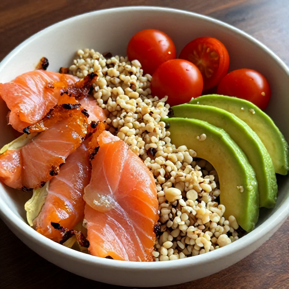 high protein smoked salmon quinoa breakfast bowls