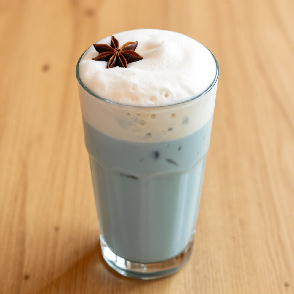 Iced Blue Tea Latte with Vanilla Cold Foam