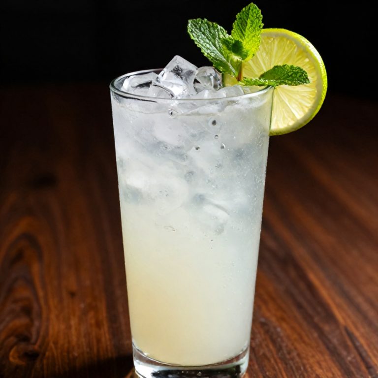 White Christmas Mojitos